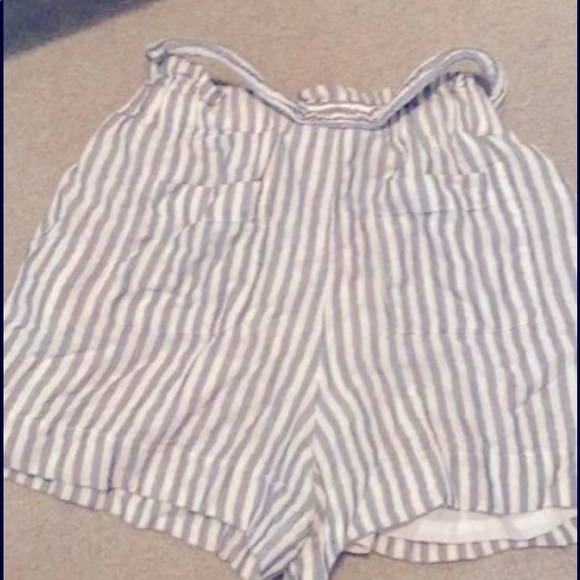 BCBG women’s grey and white stripe shorts - Picture 2 of 3